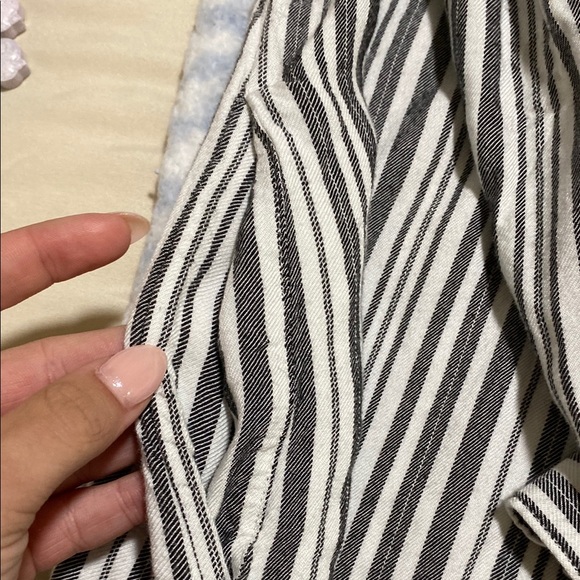 Striped Button-Up Shirt - Picture 3 of 4